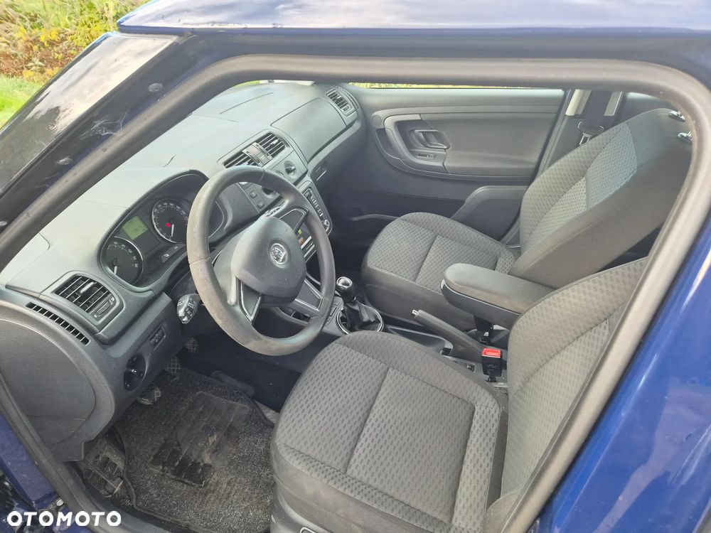 Skoda Fabia 2014 photo 5