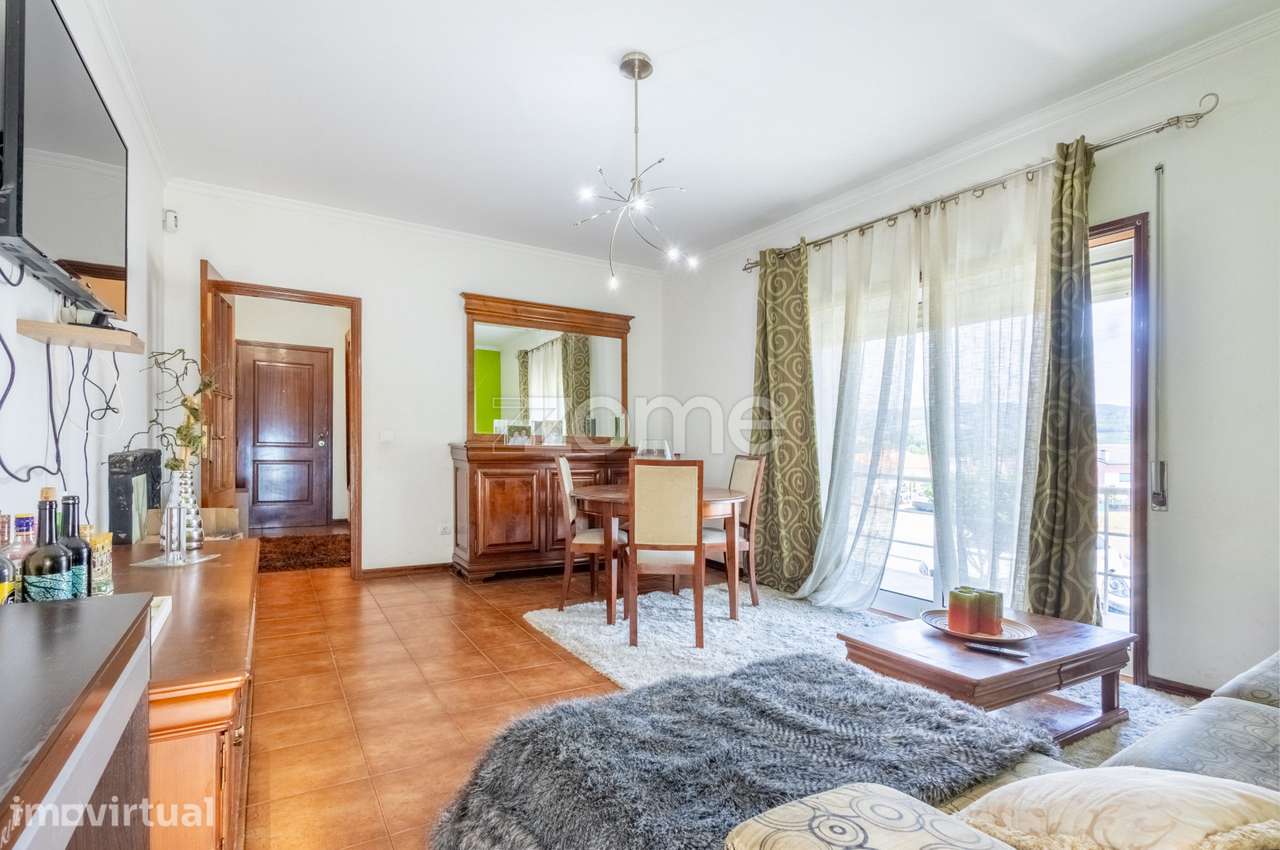 Apartamento T3 com terraço e lugar de garagem - Grande imagem: 2/38