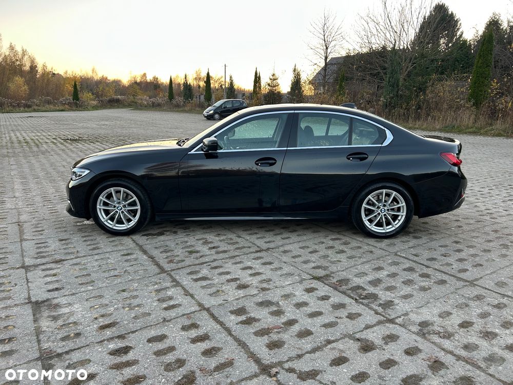 BMW Seria 3 320d MHEV Luxury Line - 2