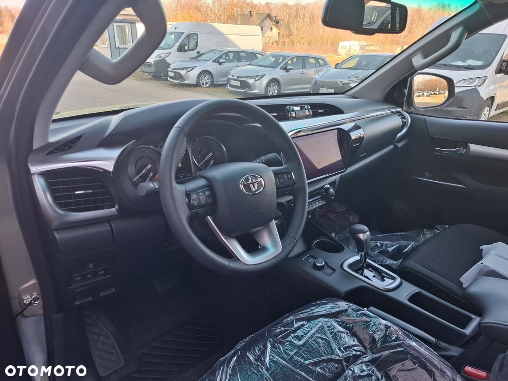 Toyota Hilux 2.8 D-4D mHEV Double Cab Executive 4x4 - 13