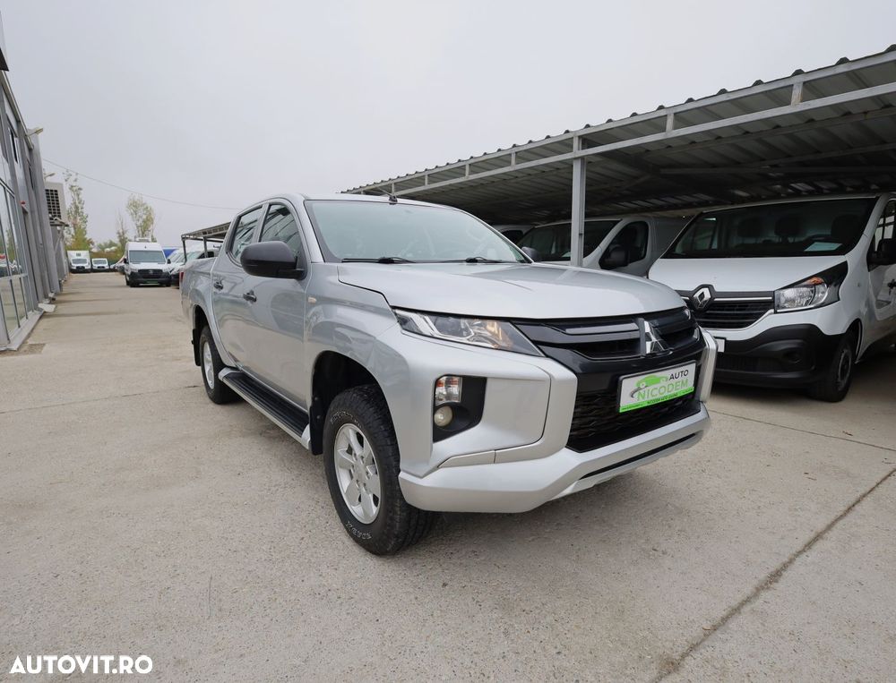 Mitsubishi L200 - 10