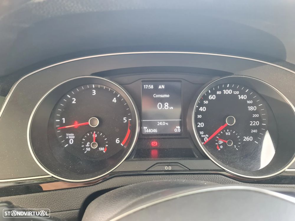 VW Passat Variant 1.6 TDI Confortline - 6