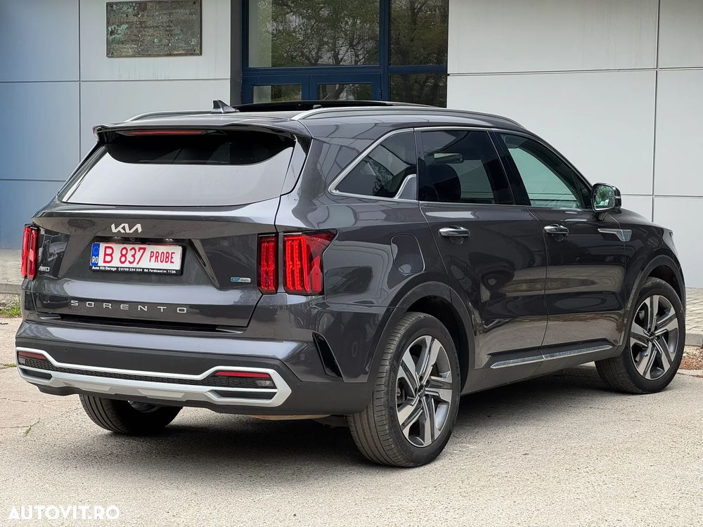 Kia Sorento 1.6 T-GDI PHEV AWD Aut. Platinum - 4