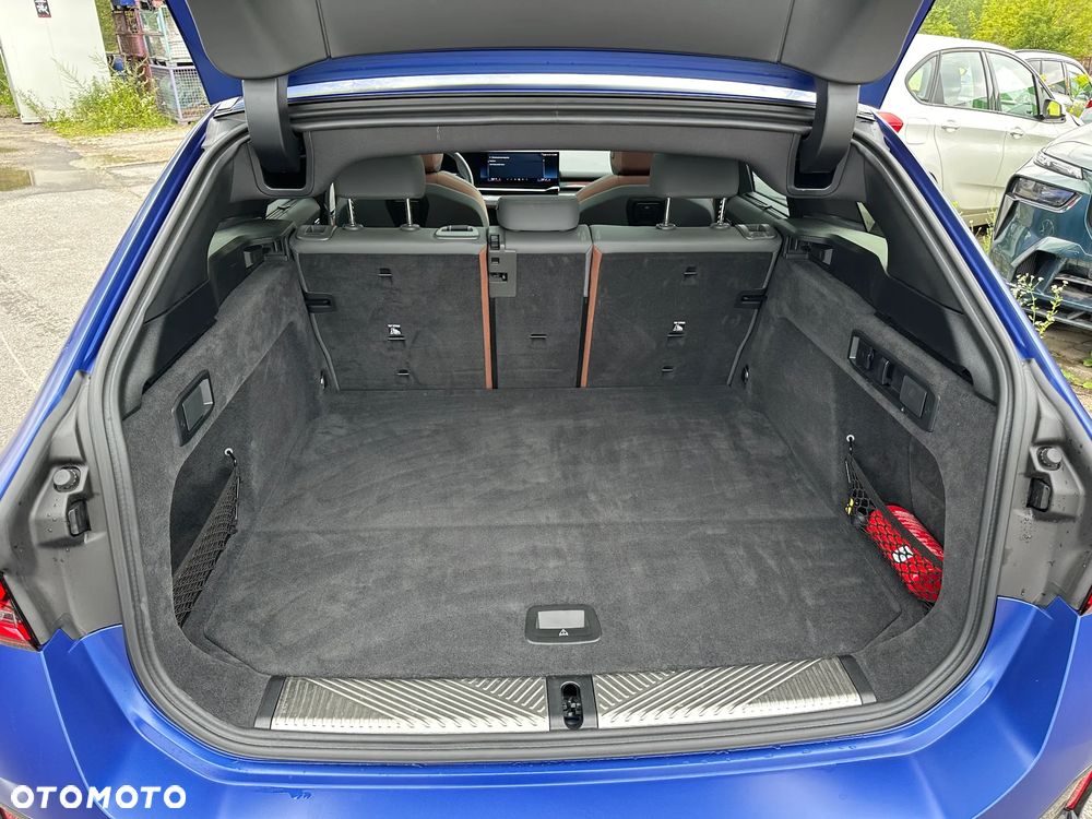 BMW Seria 5 - 25
