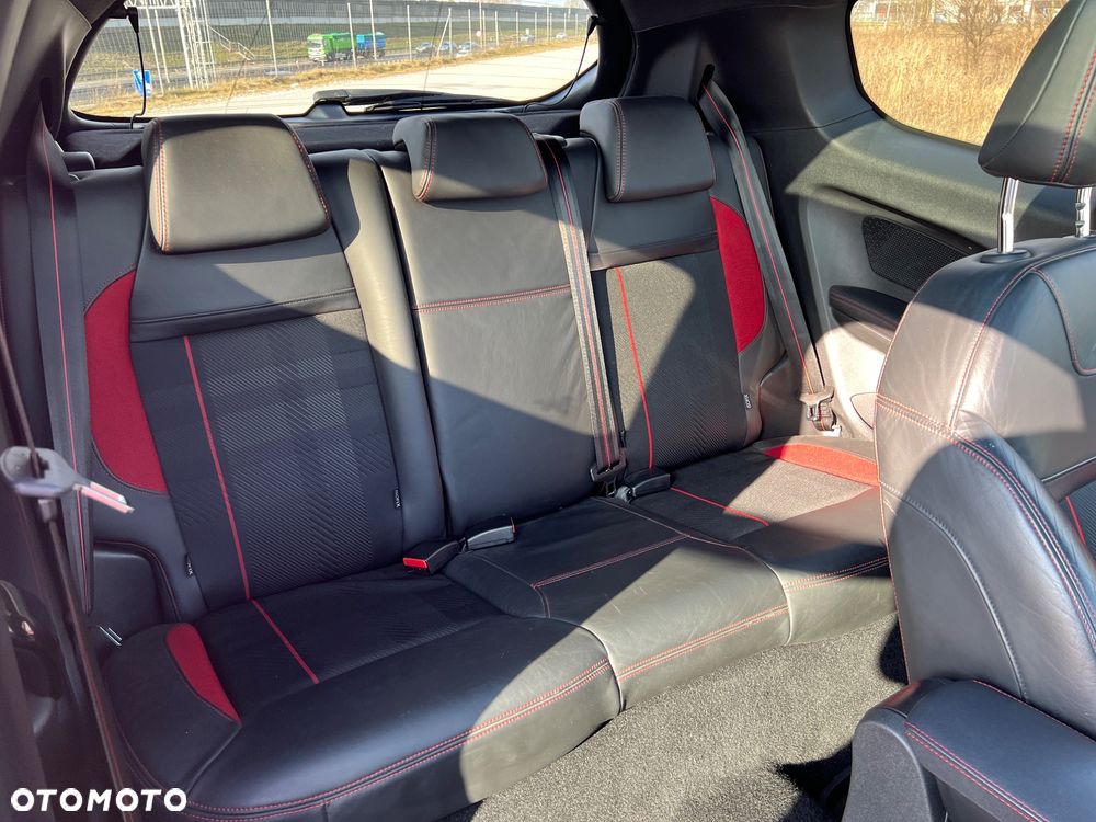 Peugeot 208 1.6 THP GTi - 21