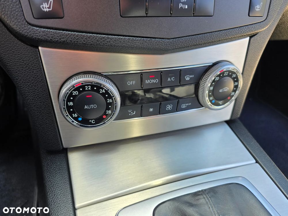 Mercedes-Benz Klasa C - 33