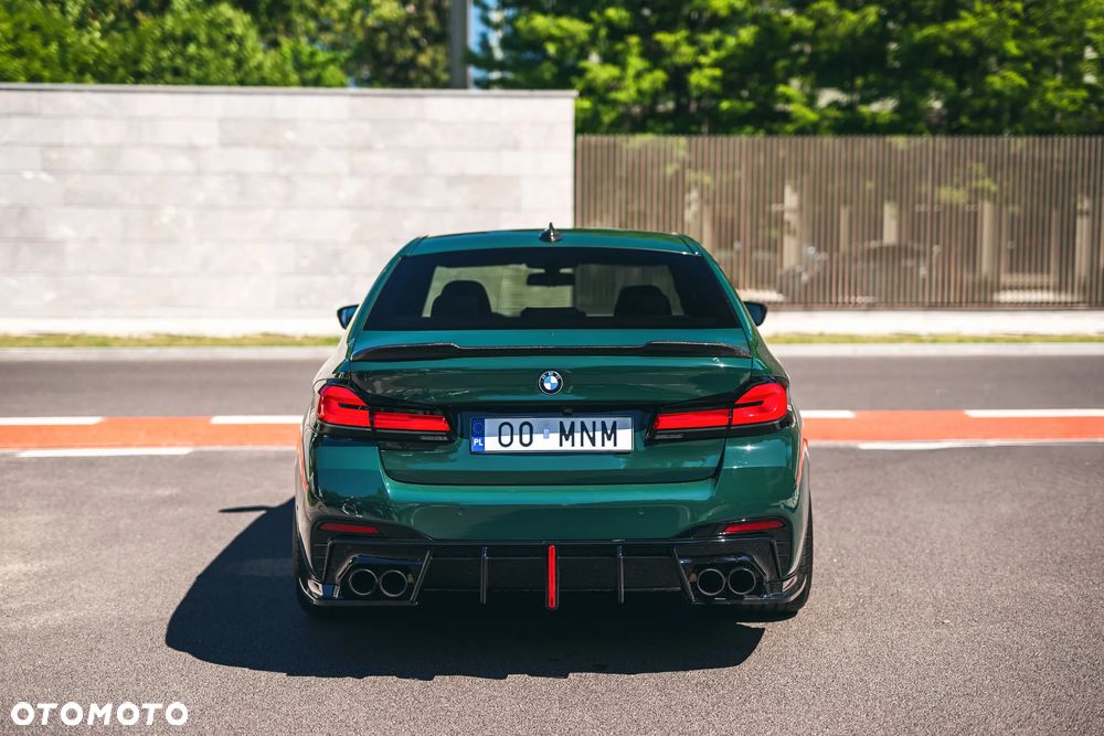 BMW Seria 5 M550i xDrive sport - 15