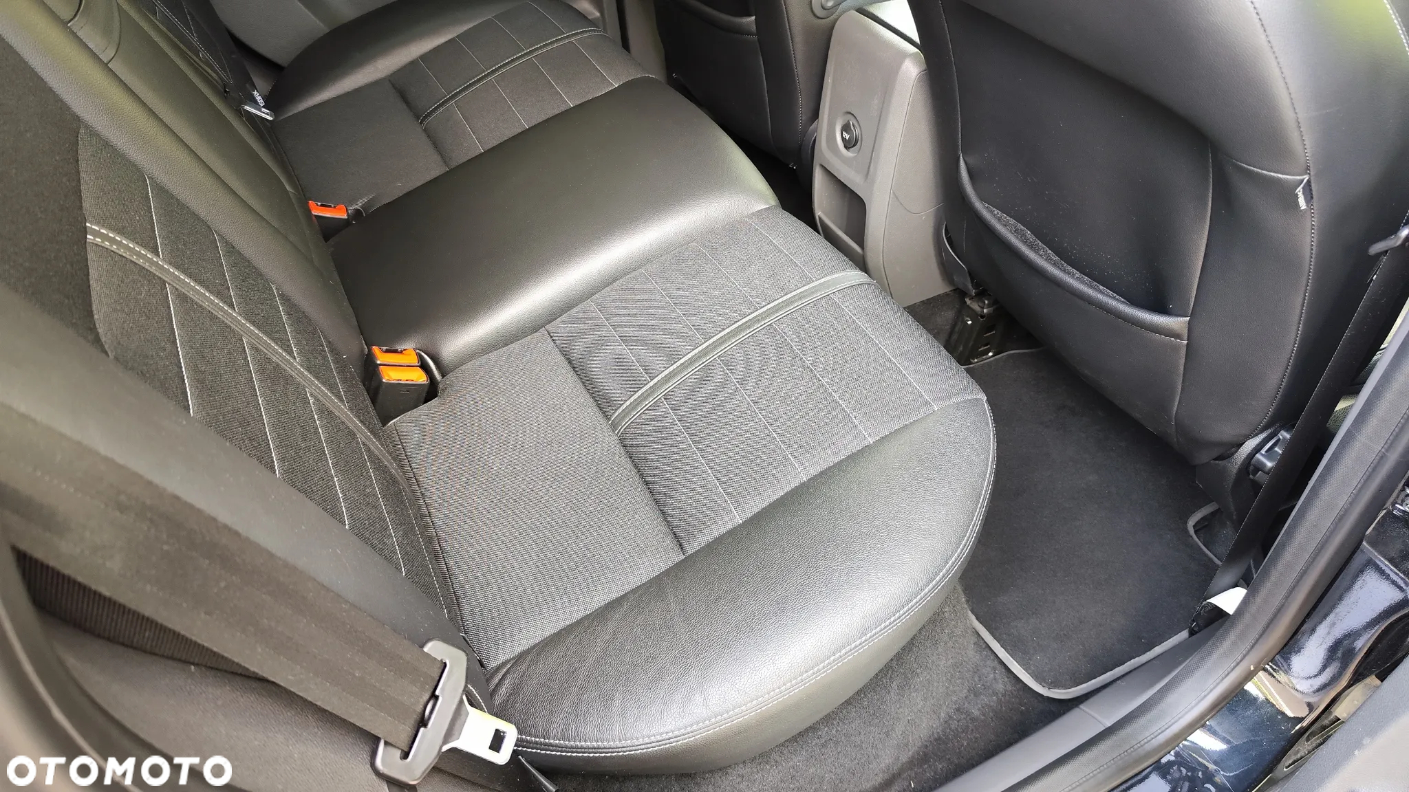 Ford Kuga 2.0 TDCi 4WD Titanium - 26