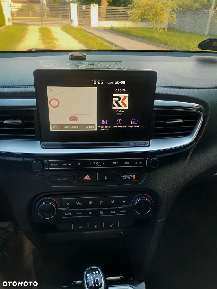 Kia Ceed 1.6 CRDi SCR L Business Line Plus - 13
