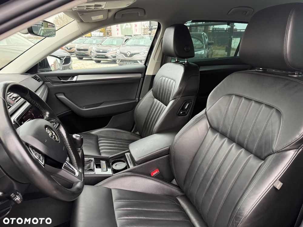 Skoda Superb 2.0 TDI Ambition - 11