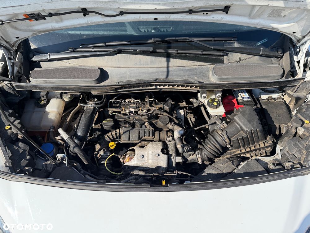 Ford Transit Connect - 28