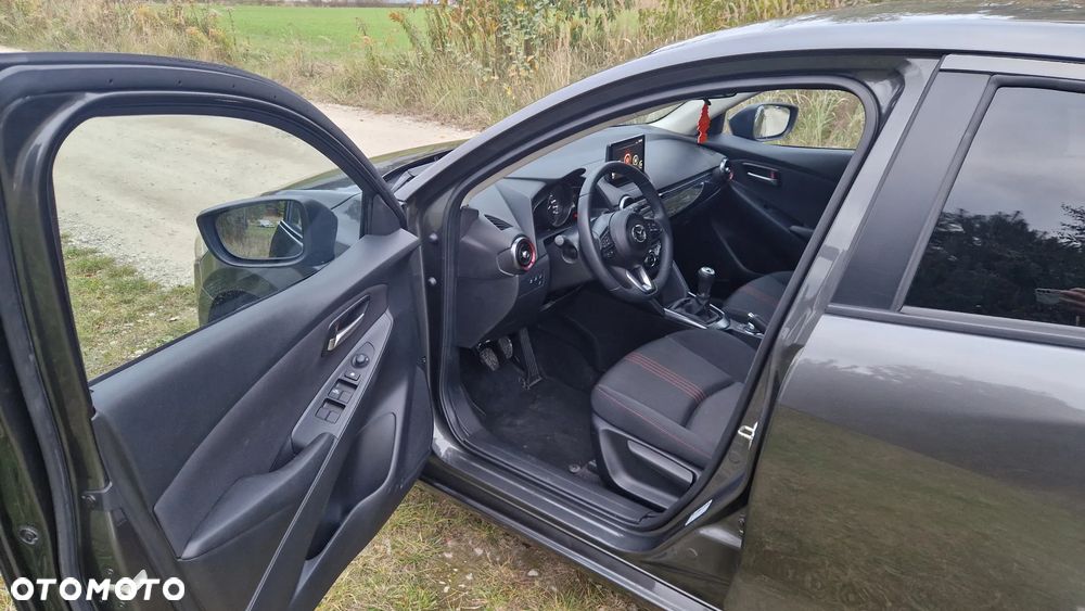 Mazda 2 - 11