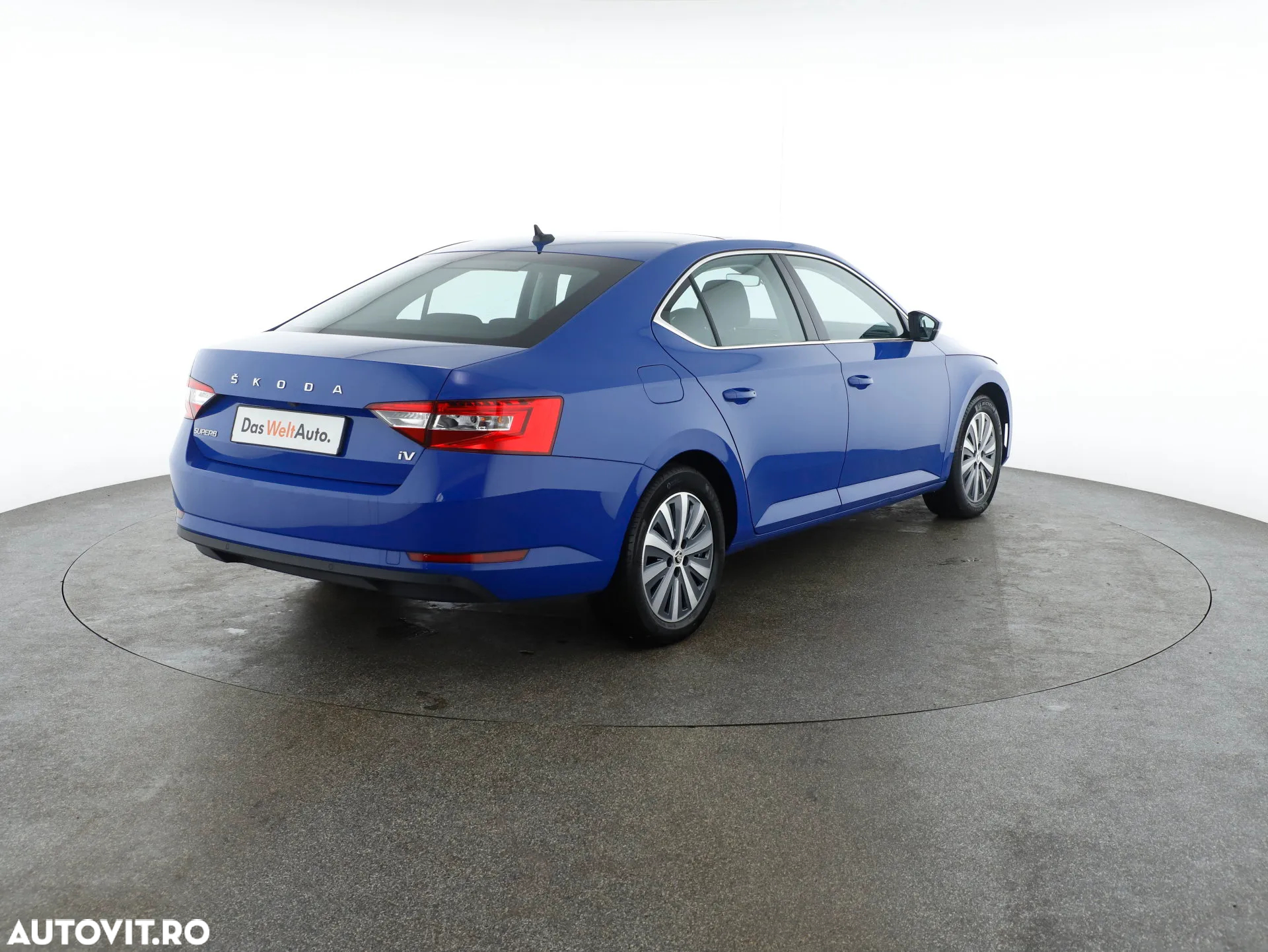 Skoda Superb 1.4 TSI iV DSG Ambition - 7