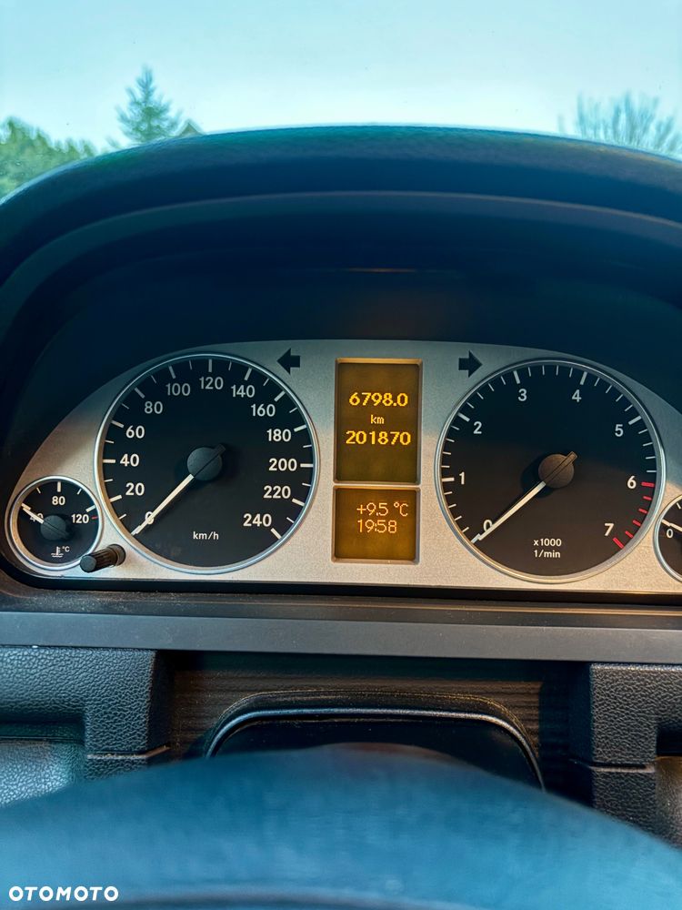 Mercedes-Benz Klasa A 170 Classic - 11