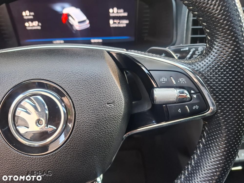 Skoda Karoq 2.0 TDI 4x4 DSG Sportline - 30