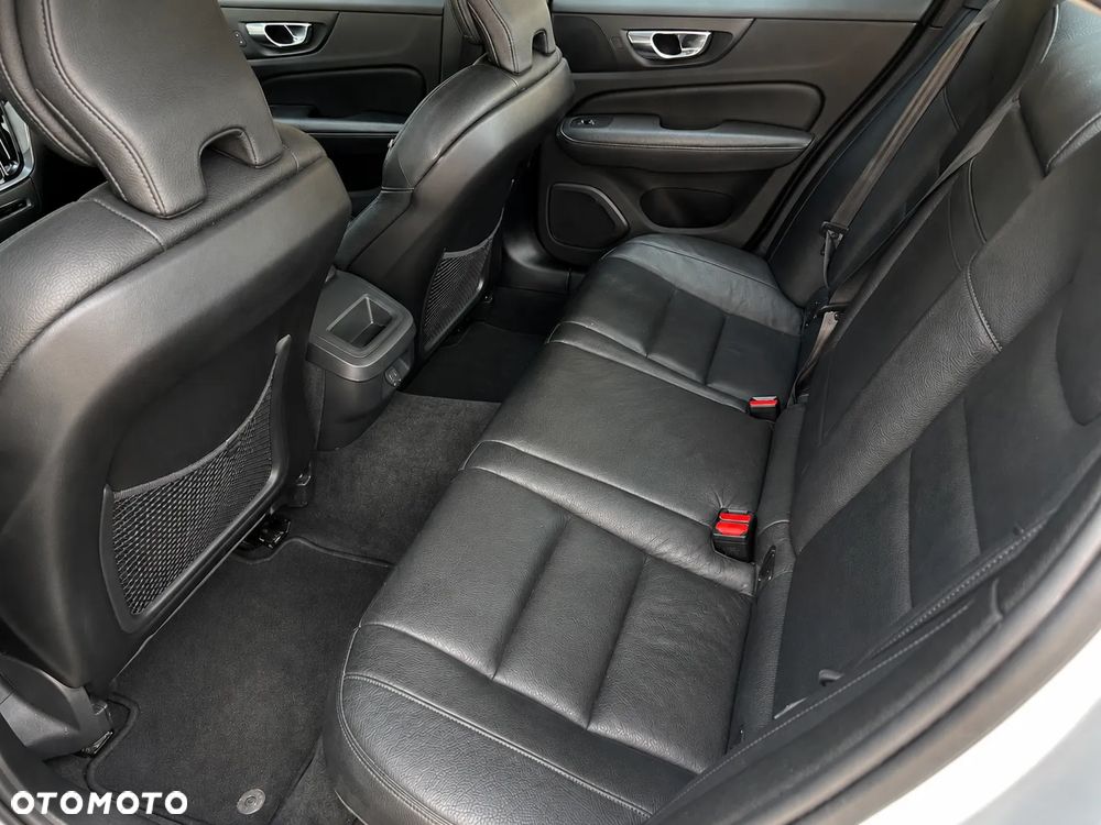 Volvo S60 B4 B Inscription - 35