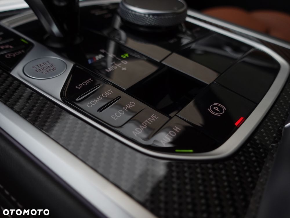 BMW Seria 8 M850i xDrive - 15