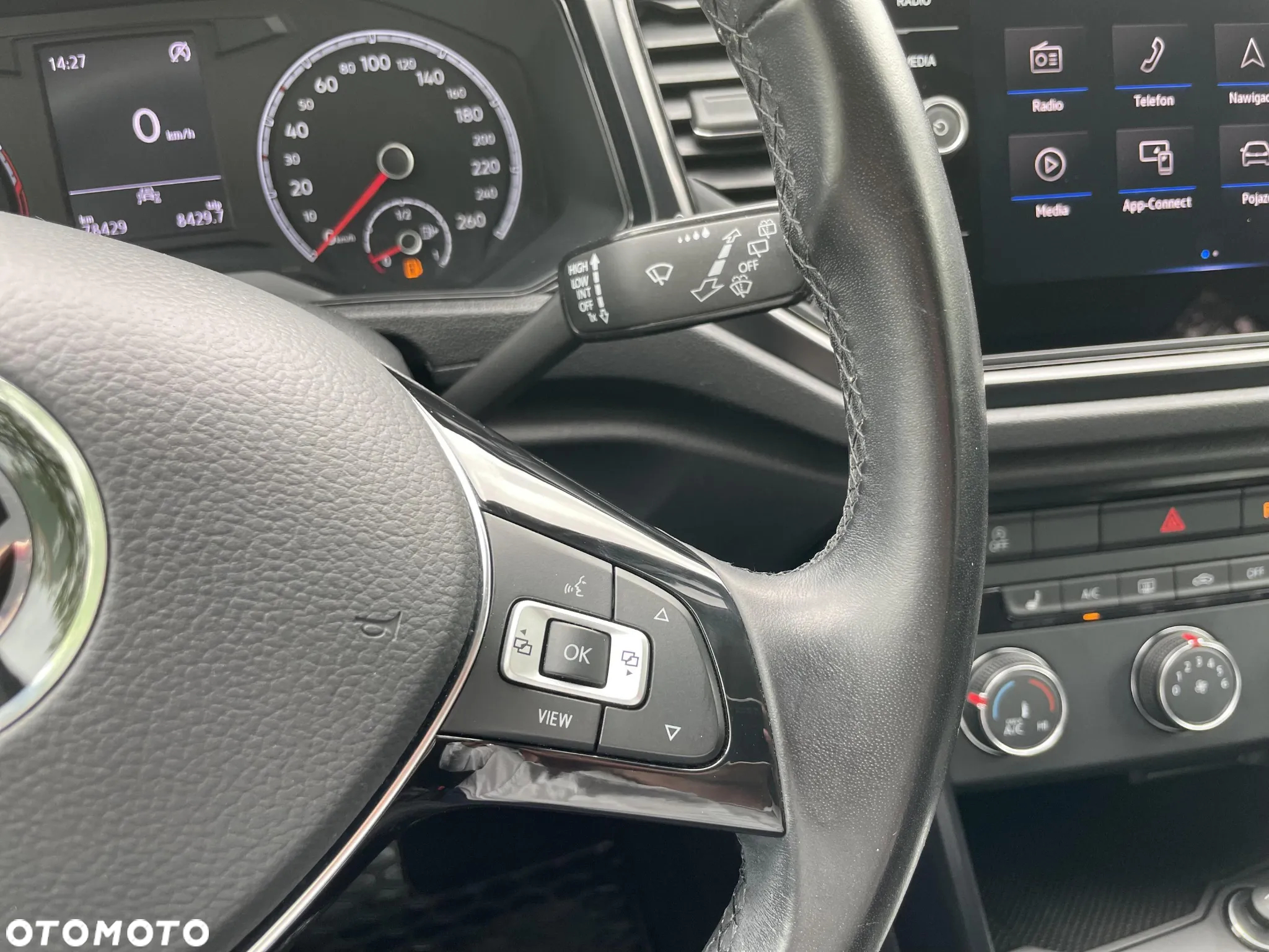 Volkswagen T-Roc 1.0 TSI Active - 24