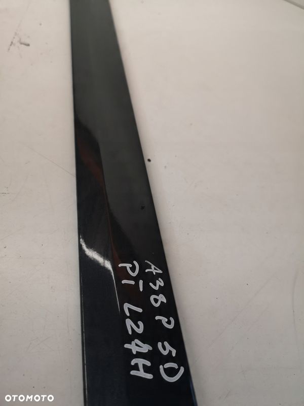 LISTWA DRZWI PRAWY TYŁ AUDI A3 8P LIFT 5D LZ7H - 2