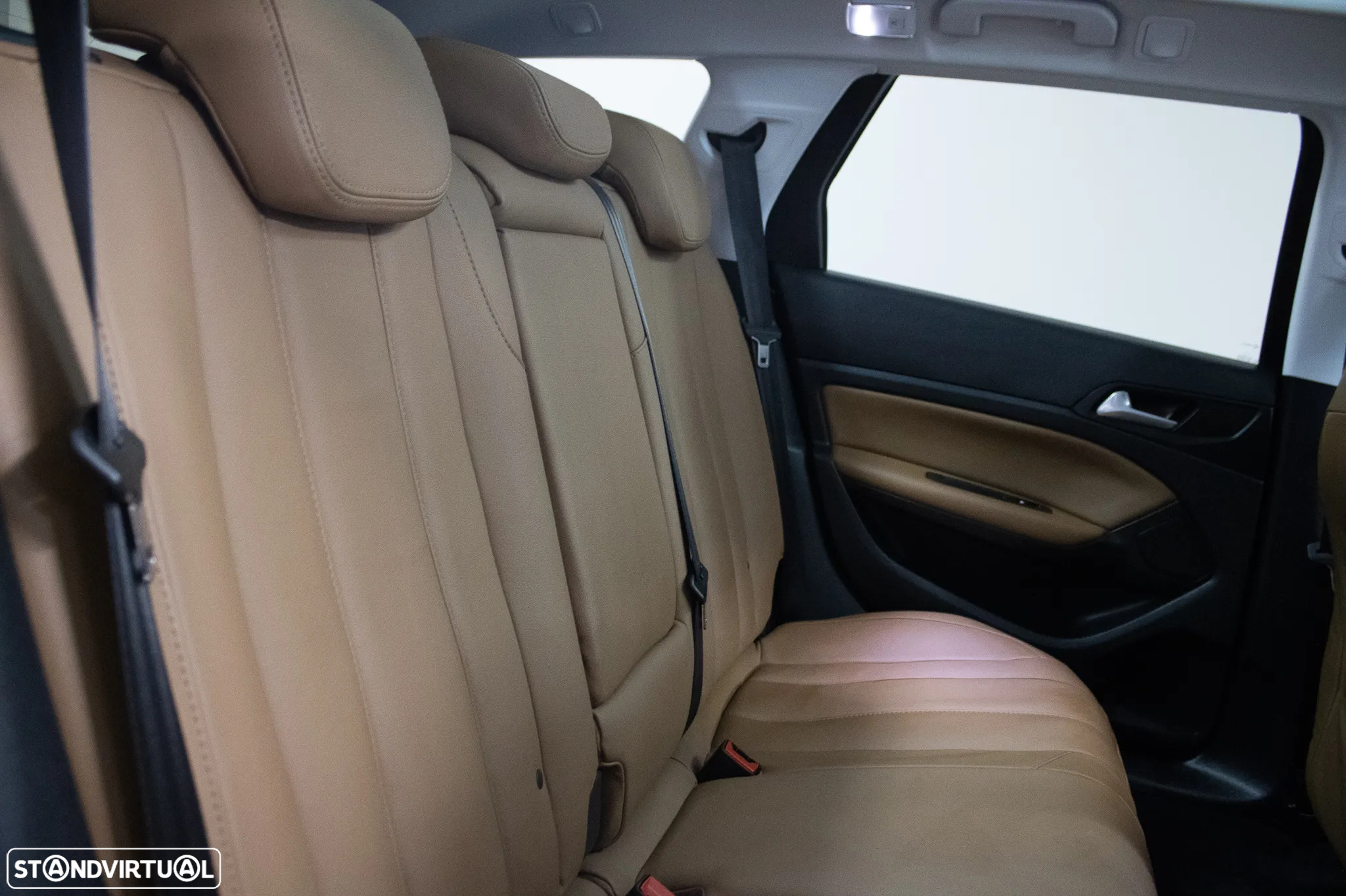 Peugeot 308 SW 1.6 BlueHDi Allure - 20