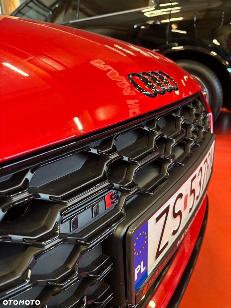 Audi TT S Coupé - 4