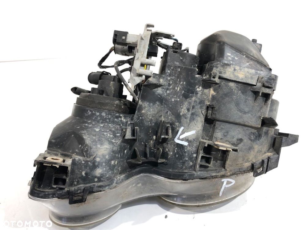 REFLEKTOR PRAWY PRZÓD XENON  BMW 3 Compact (E46) 2001 - 2005 316 ti 85 kW [115 KM] benzyna 2002 - - 4