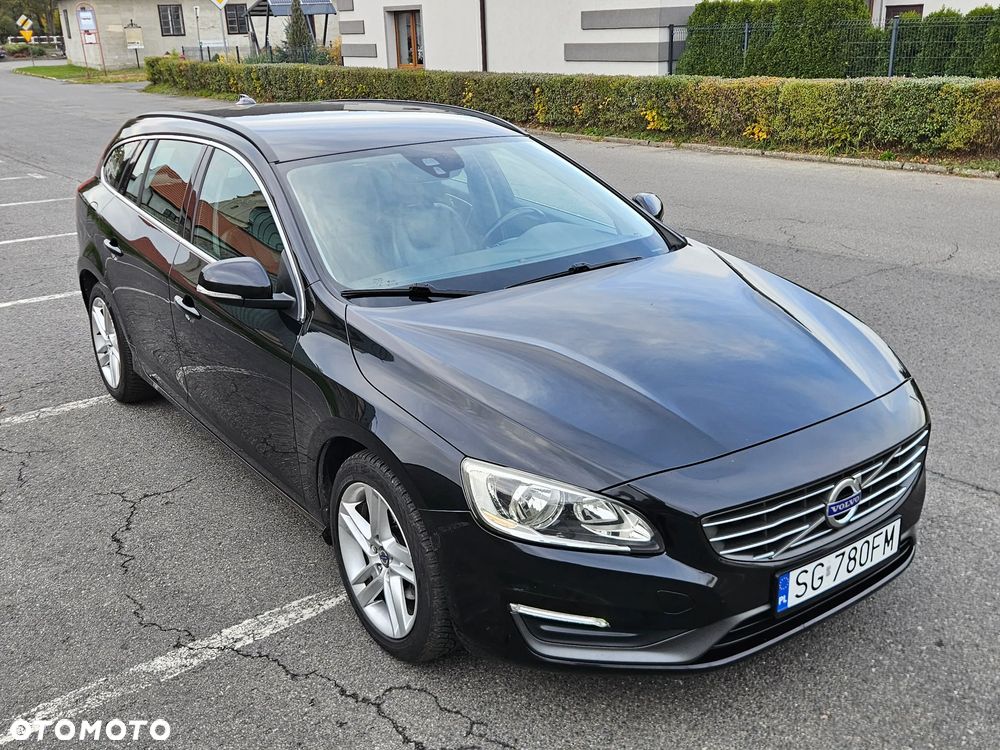 Volvo V60 D4 Drive-E Momentum - 4