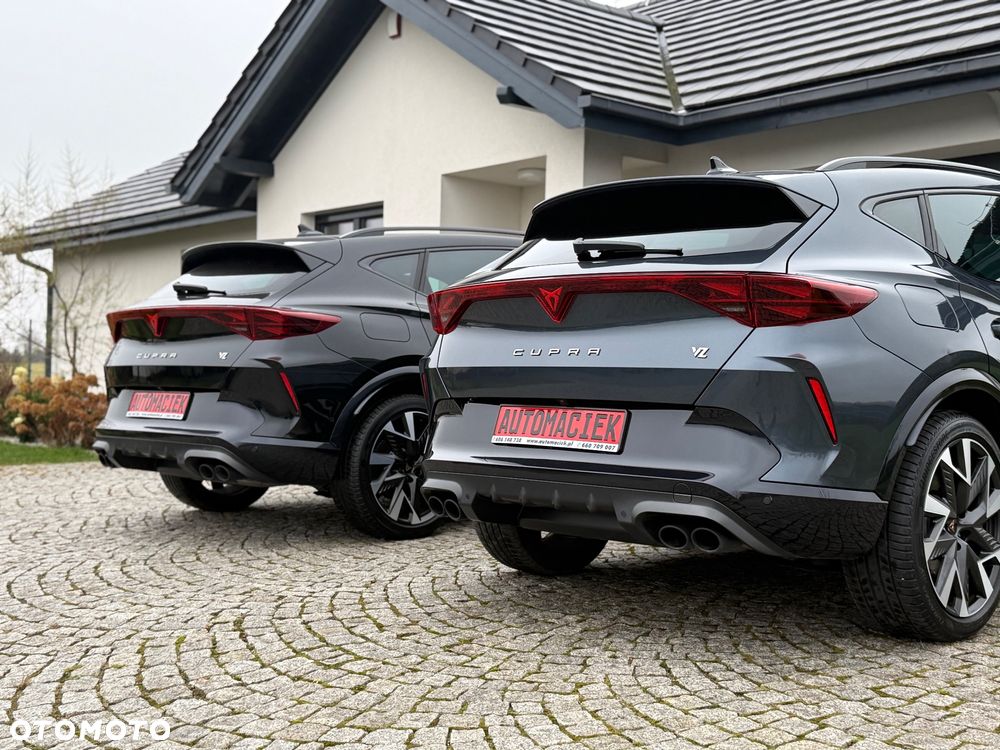 Cupra Formentor 2.0 TSI 4Drive DSG VZ Black Edition - 40