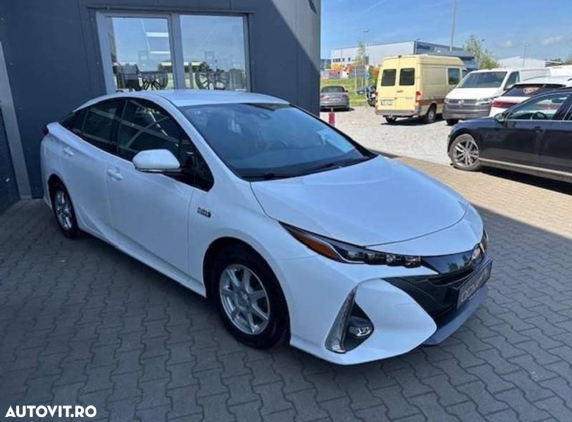 Toyota Prius Plug-in Hybrid Comfort - 4