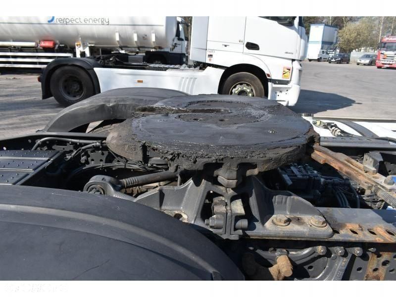 Mercedes-Benz Actros - 38