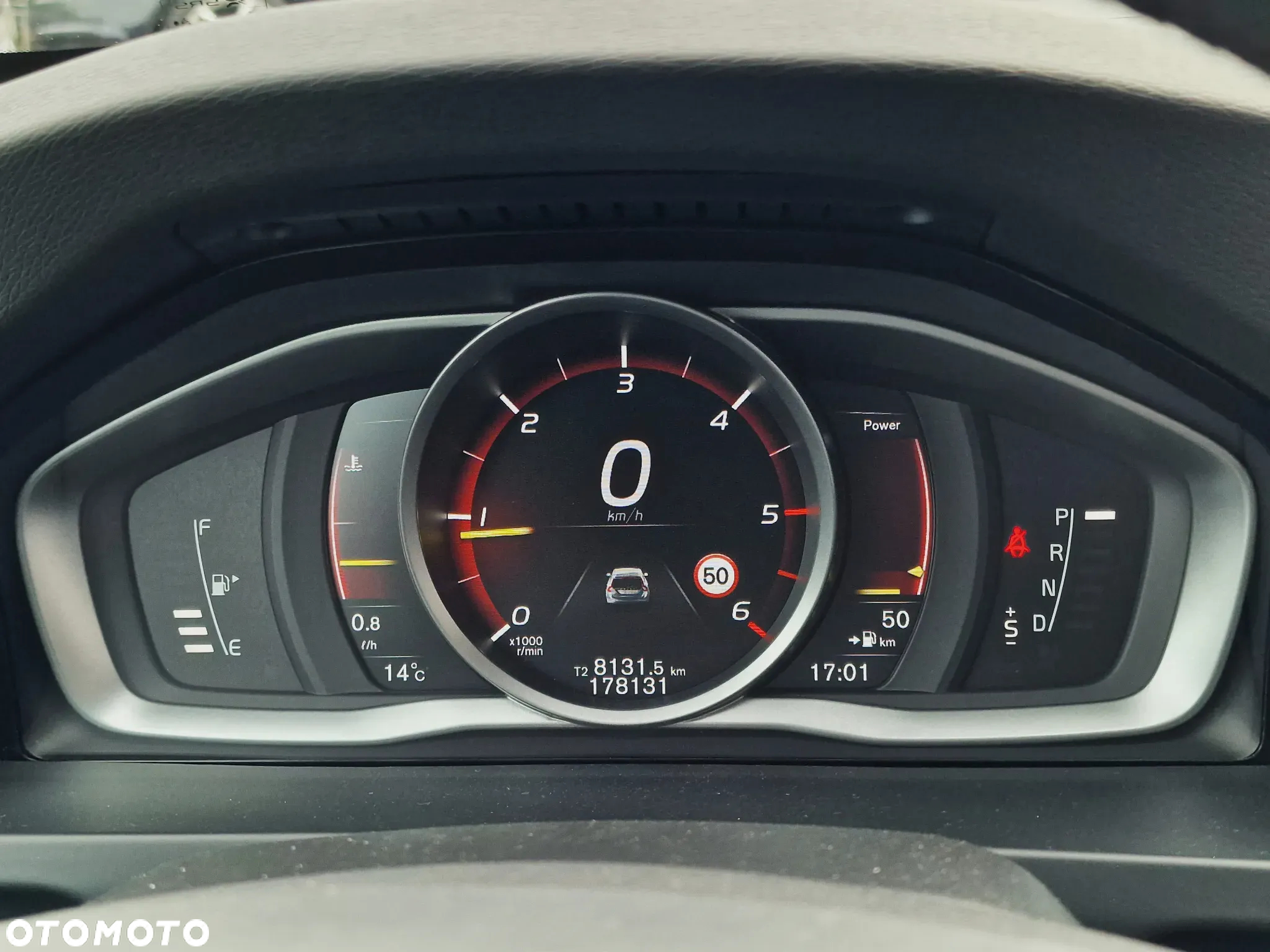 Volvo V60 D2 Geartronic Momentum - 36