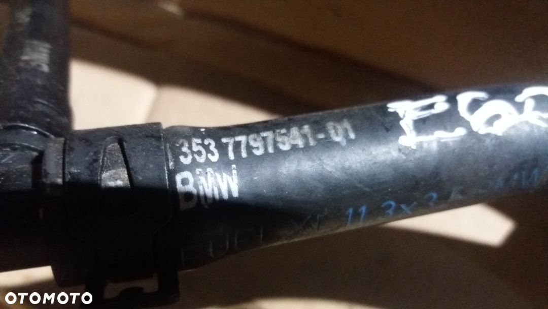 PRZEWÓD POWROTNY PALIWA BMW E60 E63 E64 7790067 13537797541 - 3