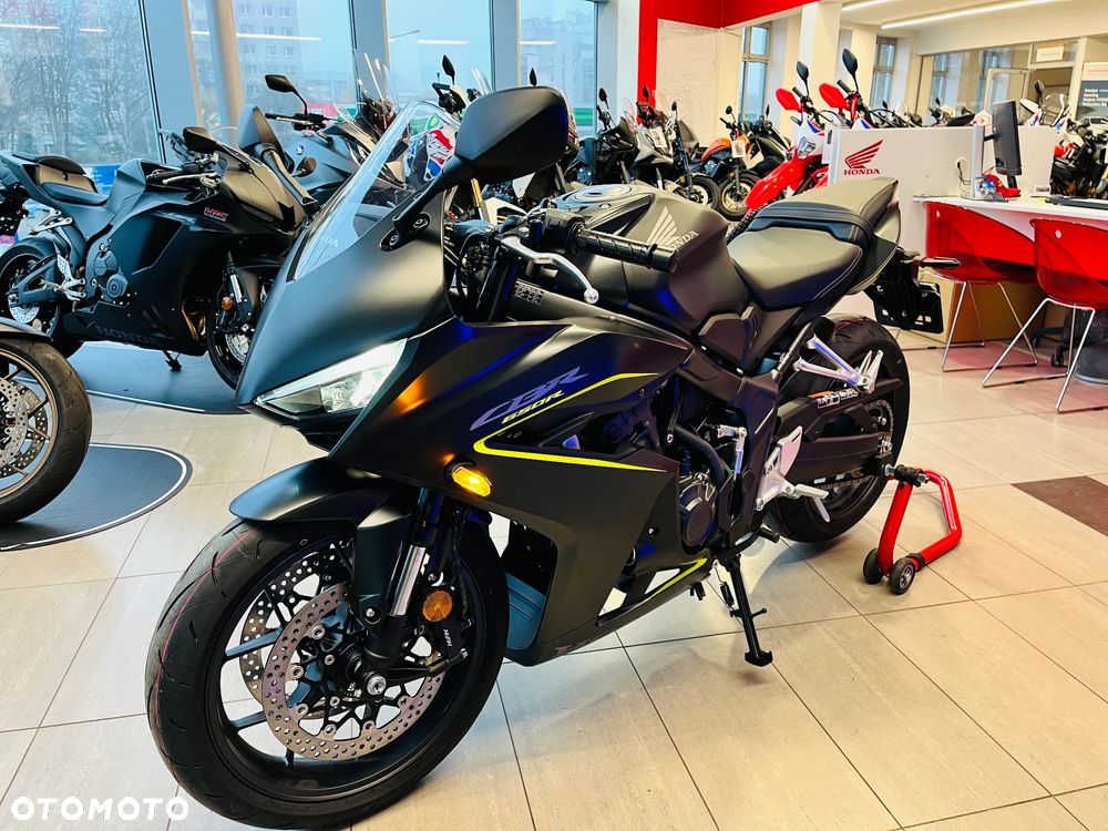 Honda CBR - 6