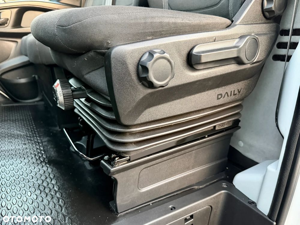 Iveco DAILY KONTENER 8EP / SALON POLSKA / GWARANCJA W CENIE / FAKTURA VAT 23% / LEASING, KREDYT - UPROSZCZONA PROCEDURA - 12