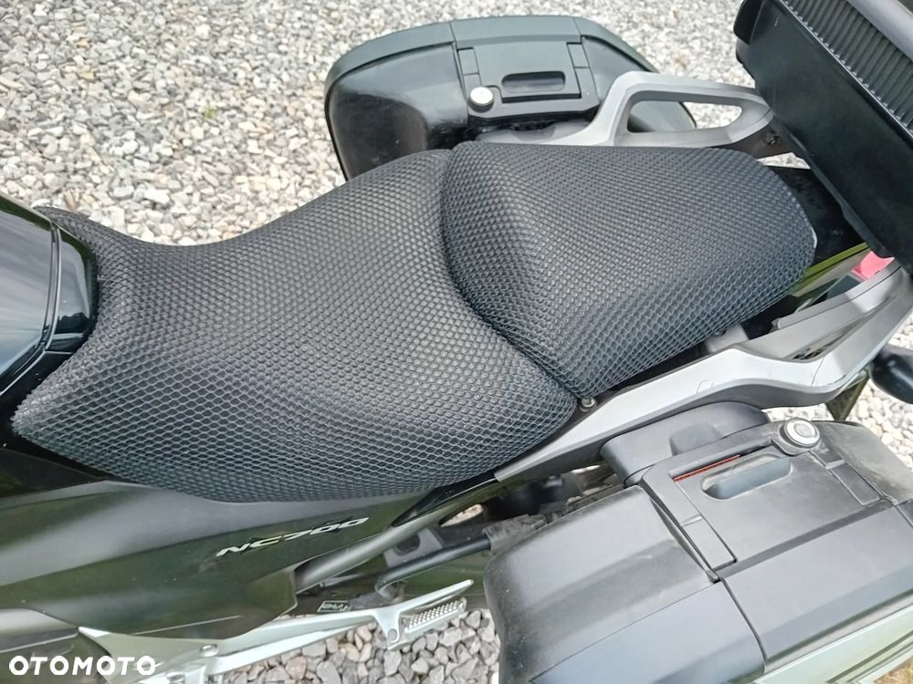 Honda NC - 16