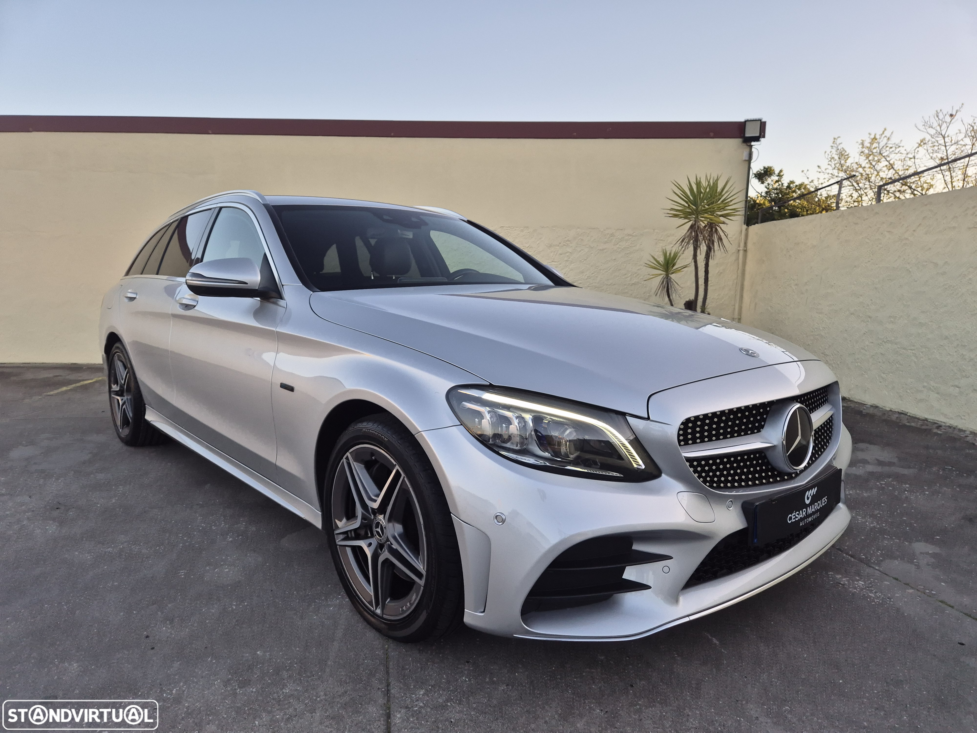 Mercedes-Benz C 300 de AMG Line - 2