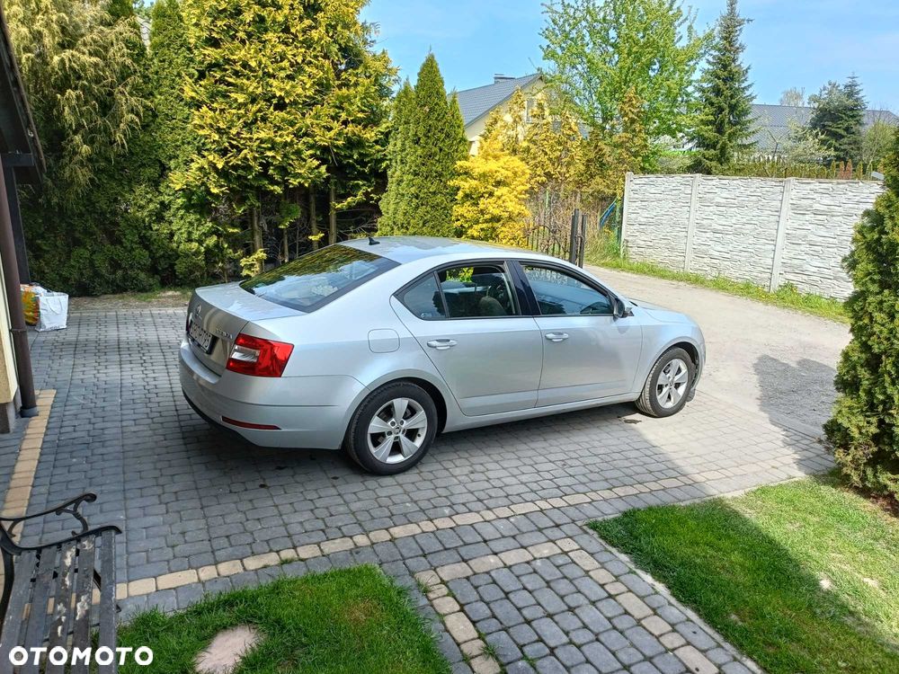 Skoda Octavia - 2
