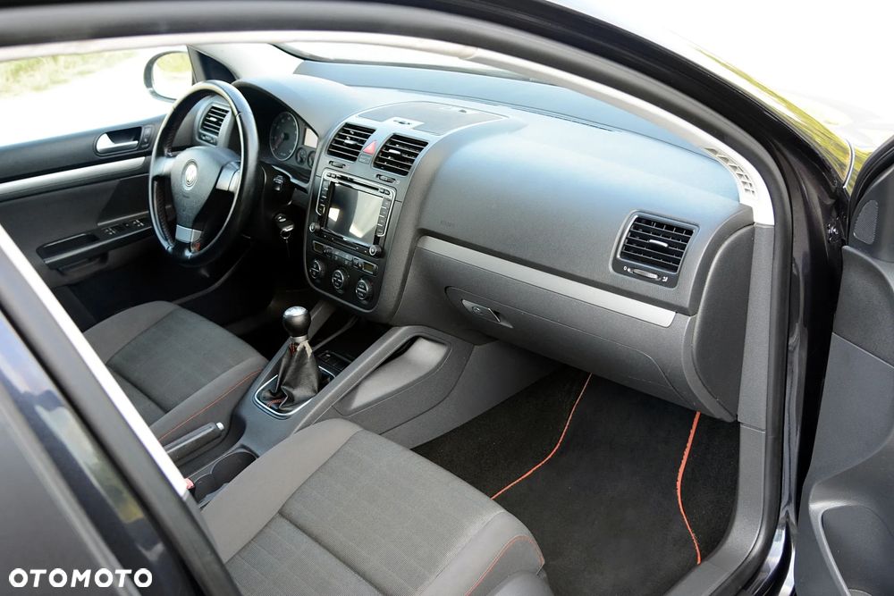Volkswagen Golf 1.6 Goal - 14