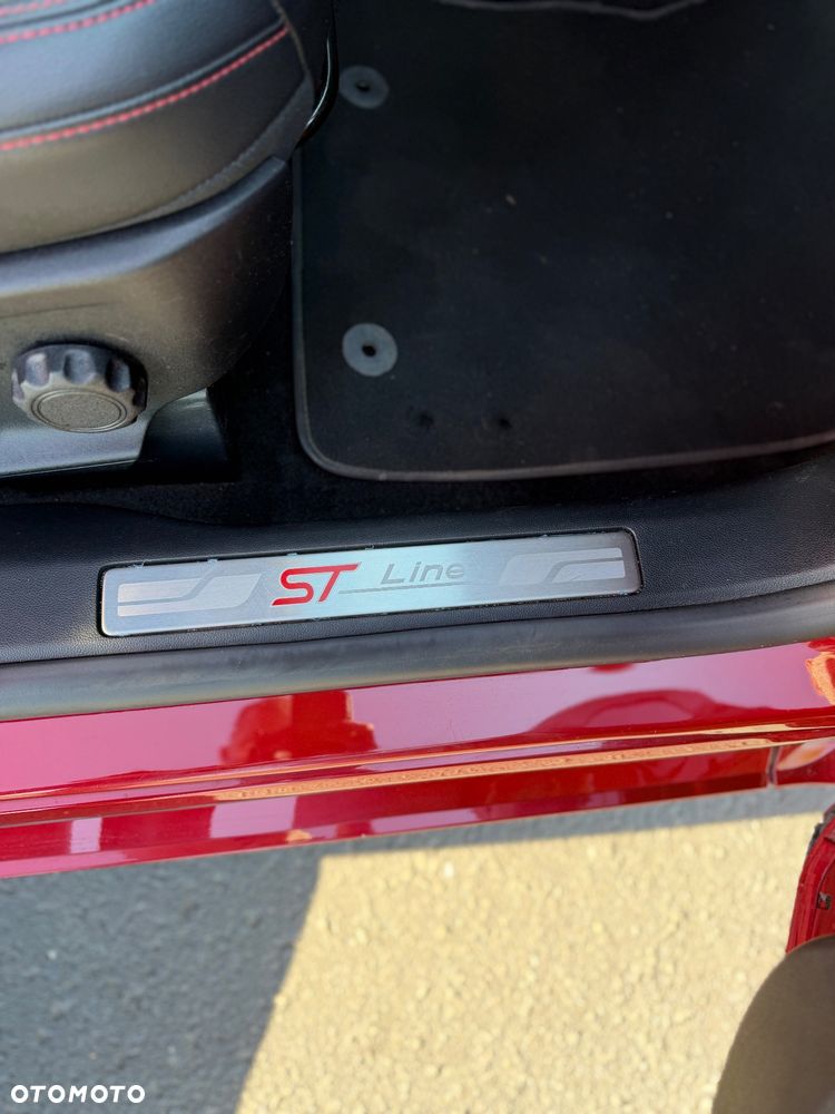 Ford Kuga - 24