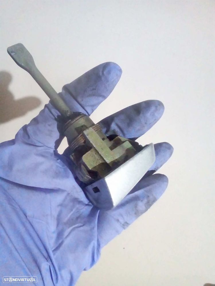 Canhão Porta Frente Esquerda Toyota Corolla Três Volumes (_E12_) - 2