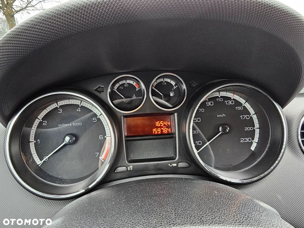 Peugeot 308 1.4 Presence - 4