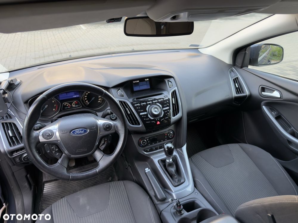 Ford Focus 1.6 EcoBoost Titanium - 8