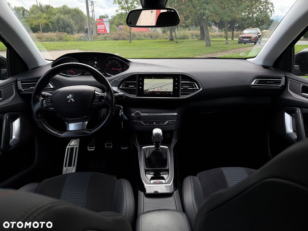 Peugeot 308 - 19