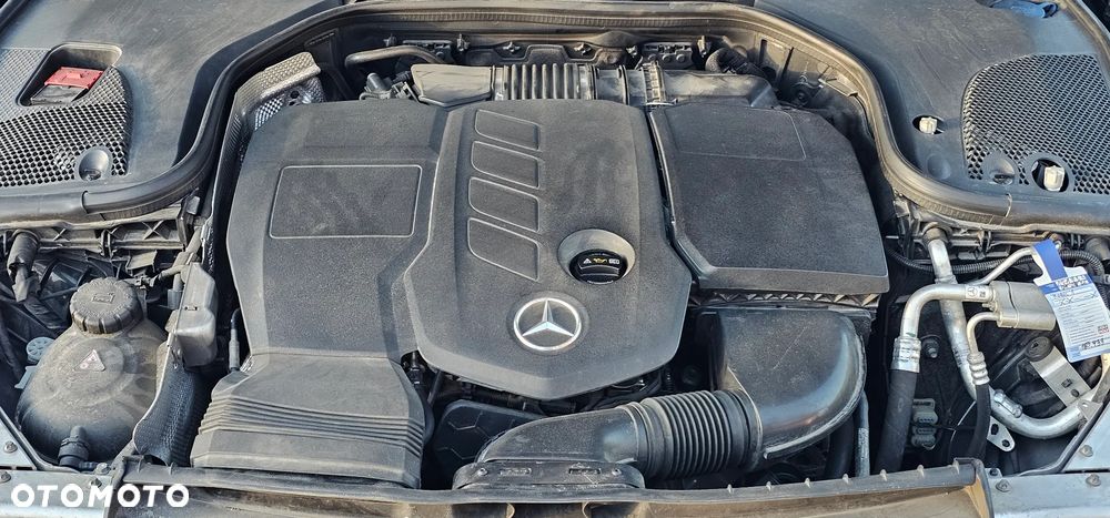 Mercedes-Benz Klasa E 220 d 9G-TRONIC - 20