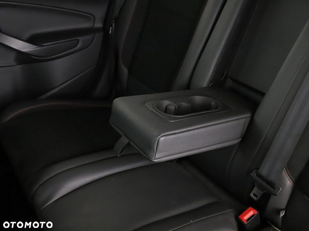 Ford Kuga 1.5 EcoBoost 2x4 ST-Line - 35