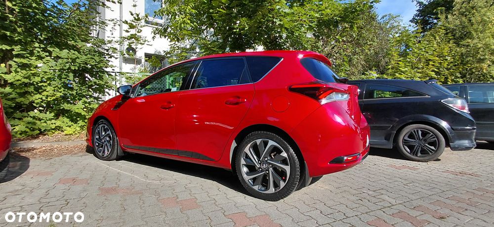 Toyota Auris Hybrid 135 Dynamic - 16