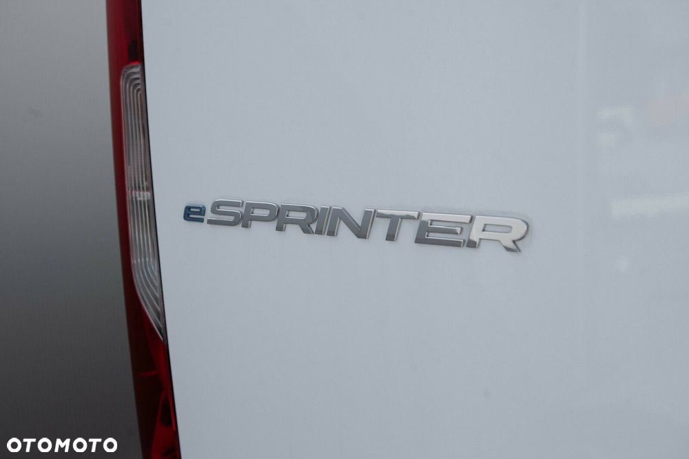 Mercedes-Benz eSprinter - 15