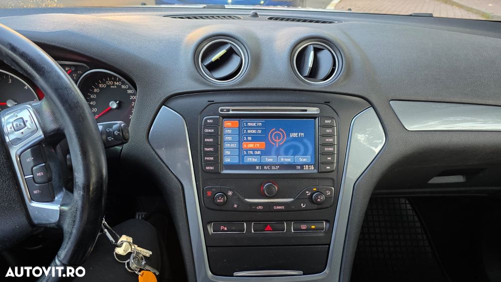 Ford Mondeo - 10