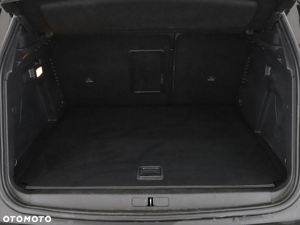 Peugeot 3008 Hybrid4 300 e-EAT8 GT Pack - 22