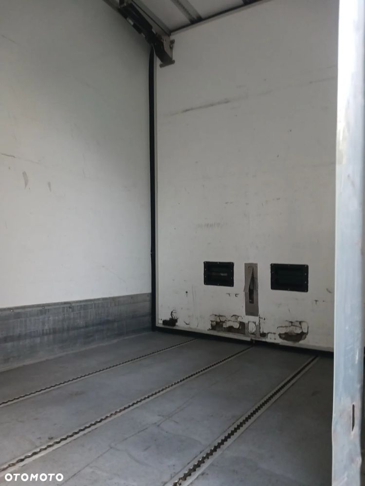 Iveco EUROCARGO 80EL16 E6 2015r KLIMA SALON Izoterma Chłodnia Mroźnia agregat 230V Winda - 28